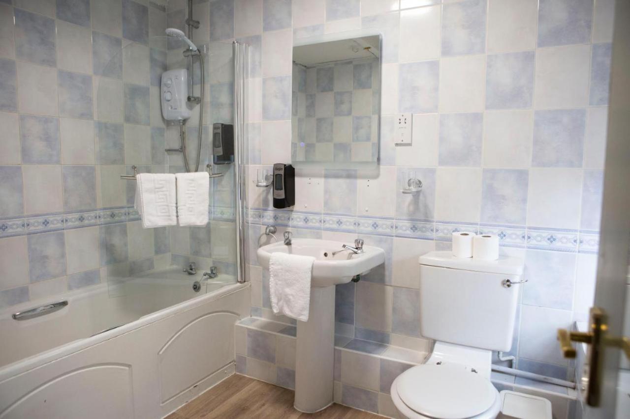 Small Twin Room